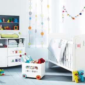 11 Fantastic Baby Nursery Design Ideas by Vertbaudet White Curtain Wall