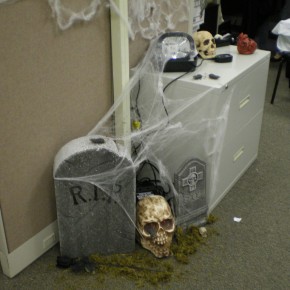 RIP Halloween scary room