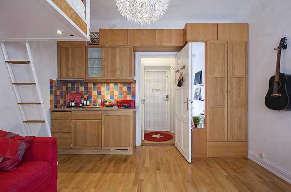 20 Space Saving Ideas for Small Homes