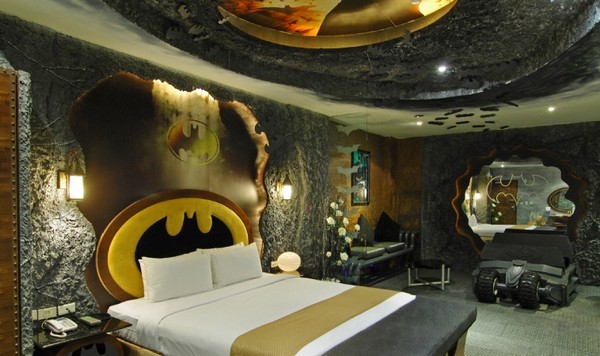 Can’t Believe Batman-Inspired Motel Room in Taiwan