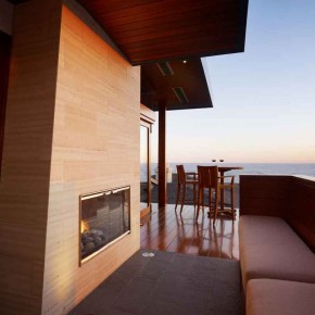 Careful Space Planning Tropical House Balcony Town View