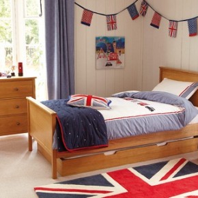 Diverse and Creative Teen Bedroom Ideas-15