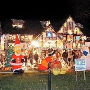 Fresh Inflatable Christmas Decoration Ideas-13