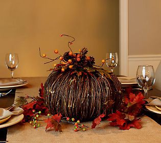 15 Thanksgiving Table Decoration Ideas