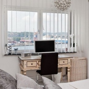 The Best Modern Apartment Bedroom PC Table