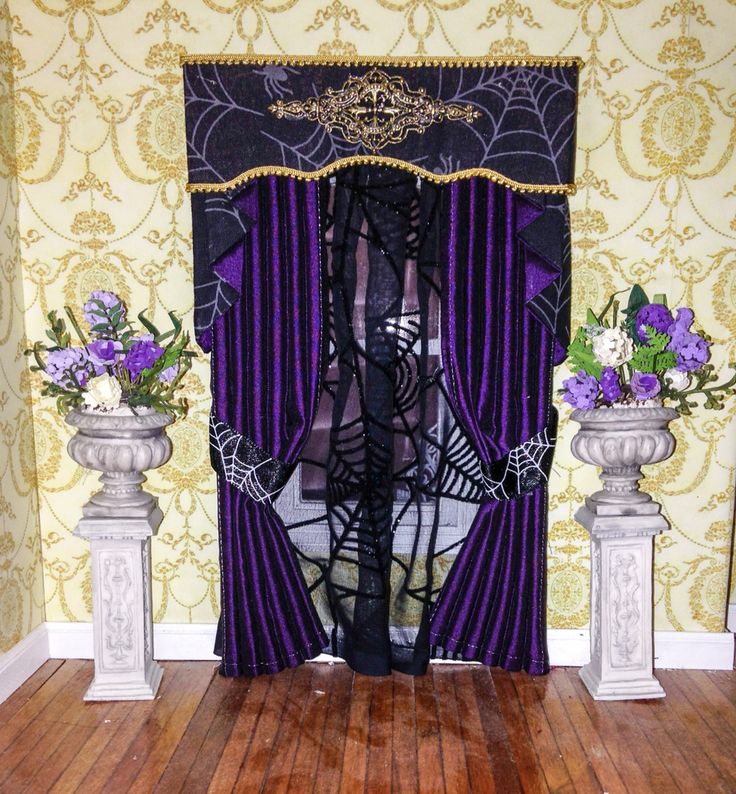 20 Halloween Drape Ideas