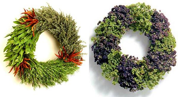 Special Christmas Wreath Decorating Ideas Green Cristmas Wreath 34 ...