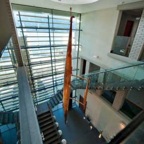 Kelowna House 19 Massive Kelowna House Overlooking a Fantastic Scenery Wallpaper 19