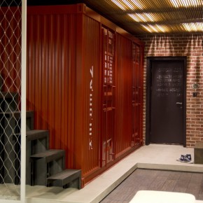 La 181111 25 Loft Apartment by 2B Group Image 24