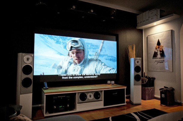 Uber Cool Entertainment System  A Massive Home Entertainment Setup  Pict  3