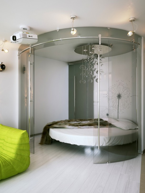 Unique Circular Bedroom  Small Apartment Design in St.Petersburgh Photo  3