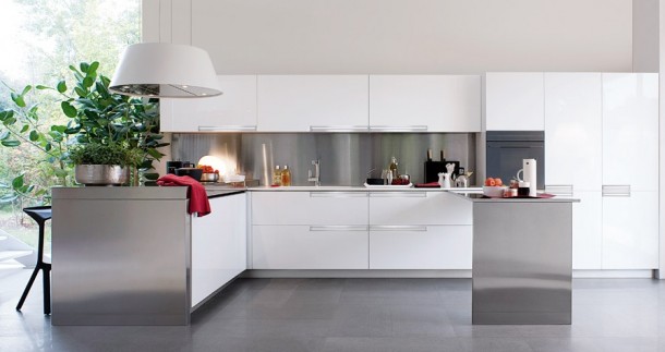 White And Polished Silver Kitchen  Modern Kitchens From Elmar Cucine  Image  10