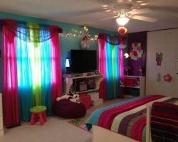 20 Rainbow Bedroom Themed Ideas