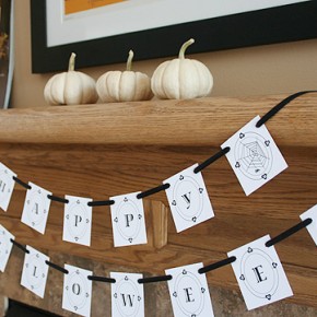 50 Awesome Halloween Decorating Ideas Fireplace Small Pumpkins Card Flag