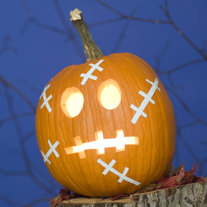 20 Cool and Creative Pumpkin Decorating Ideas