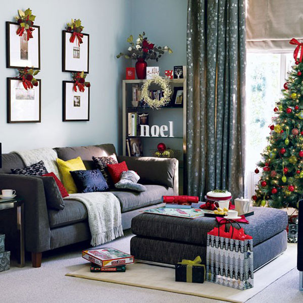 Christmas Living Room 29 33 Christmas Decorations Ideas Bringing The Christmas Spirit into Your Living Room Photo 30