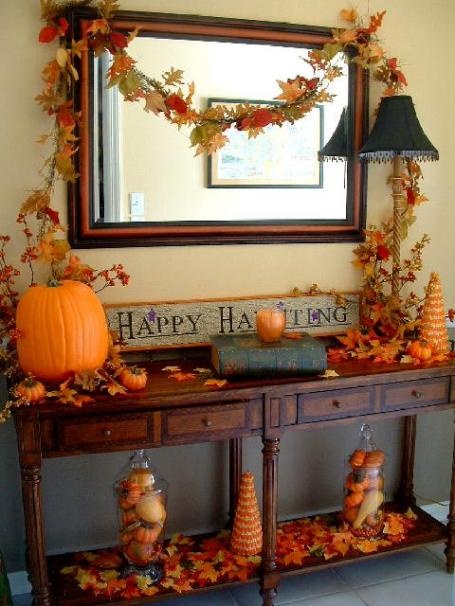 fall-decorated-desk | Interior Design Center Inspiration